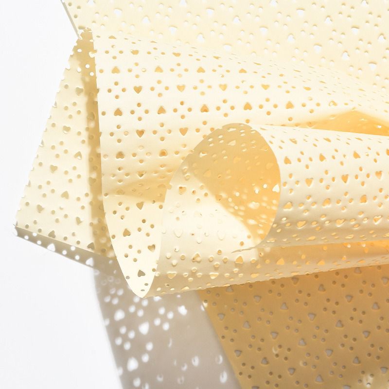 hollow heart mesh wrappinng paper